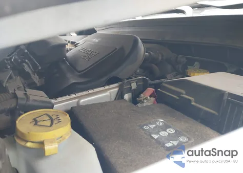 2014 Jeep Cherokee Latitude z USA, uszkodzony, nr VIN 1C4PJLCB2EW313890